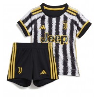 Dres Juventus Domaci za djecu 2023-24 Kratak Rukav (+ kratke hlače)